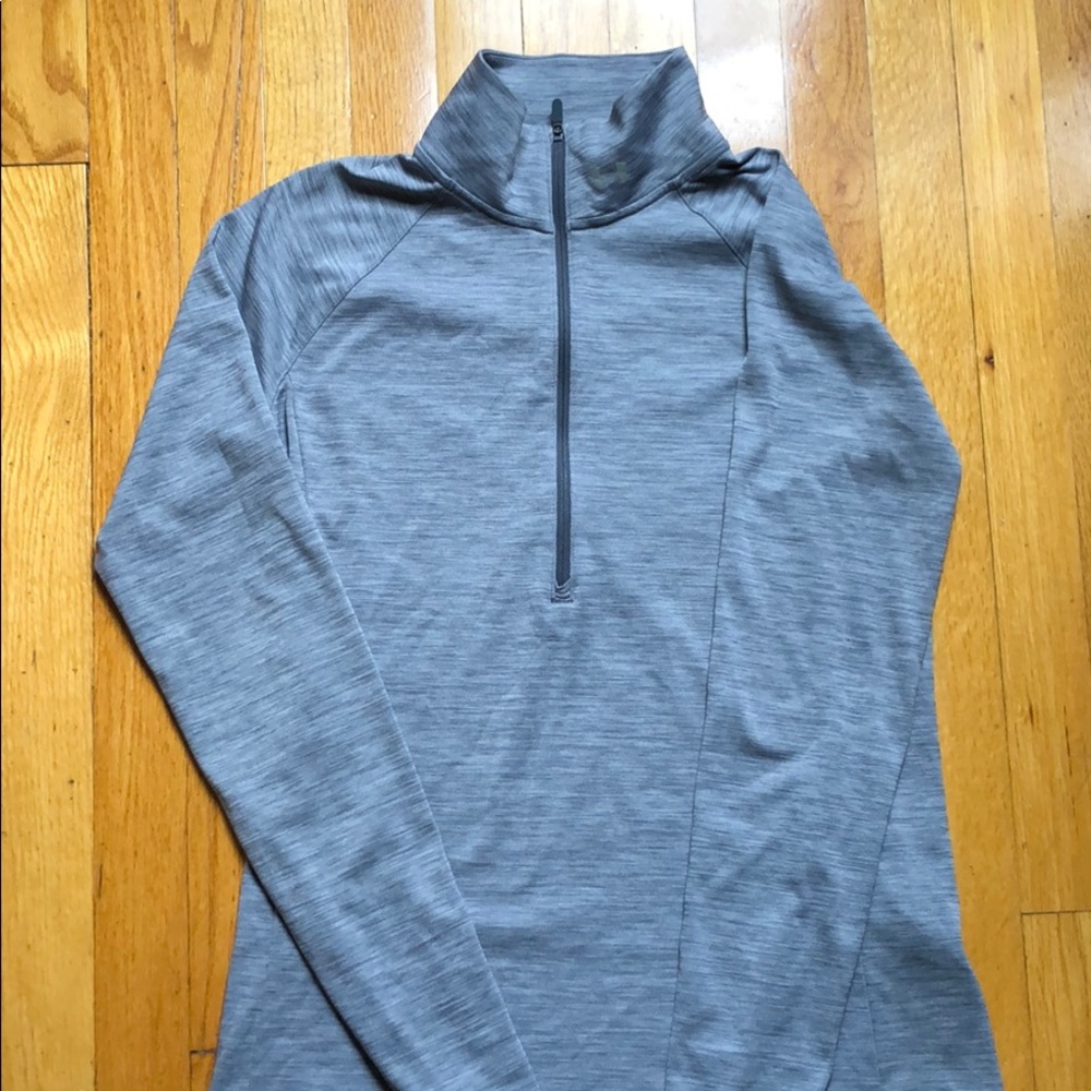 Under Armor Heat Gear fitted long sleeve top